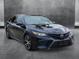 Used 2018 Toyota Camry SE image 3
