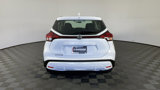 New 2025 Nissan Kicks Play S image 5