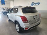 Used 2022 Chevrolet Trax LT w/ LT Convenience Package image 3