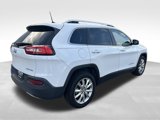 Used 2016 Jeep Cherokee Limited image 4