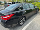 Used 2016 Nissan Altima 2.5 SV w/ Convenience Package image 3