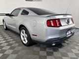 Used 2010 Ford Mustang GT image 4