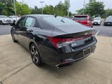 Used 2022 Hyundai Elantra Limited w/ Cargo Package image 5