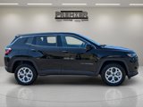 New 2025 Jeep Compass Sport image 4