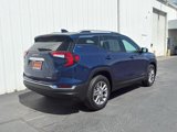Used 2023 GMC Terrain SLT image 3