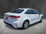 Used 2021 Toyota Corolla LE image 3