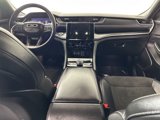 Used 2022 Jeep Grand Cherokee L Laredo image 6