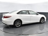 Used 2016 Toyota Camry LE image 4