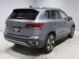 Used 2024 Volkswagen Taos SE w/ Panoramic Sunroof Package image 2