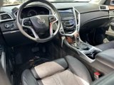 Used 2015 Cadillac SRX Luxury image 2