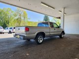 Used 2001 Chevrolet S10 Pickup LS w/ Preferred Equipment Group image 3