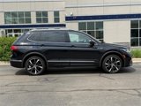 Used 2022 Volkswagen Tiguan SEL R-Line image 3