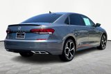 Used 2020 Volkswagen Passat 2.0T R-Line image 2