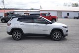 New 2025 Jeep Compass Limited image 2