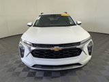 Used 2025 Chevrolet Trax LT w/ Driver Confidence Package image 2