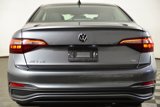 Used 2024 Volkswagen Jetta SE image 4