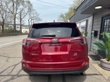Used 2018 Toyota RAV4 LE image 5