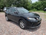 Used 2015 Nissan Rogue SV w/ SV Moonroof Package image 2