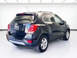Used 2018 Chevrolet Trax LT w/ LT Convenience Package image 4