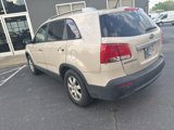 Used 2011 Kia Sorento LX w/ Convenience Pkg image 4