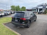 Used 2021 Volkswagen Tiguan SE image 6