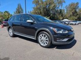 Used 2017 Volkswagen Golf Alltrack S image 2