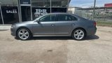 Used 2015 Volkswagen Passat 1.8T SE image 2