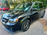 Used 2017 Dodge Grand Caravan GT image 2