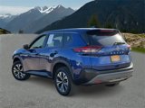 Used 2022 Nissan Rogue SV image 4