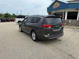 Used 2017 Chrysler Pacifica Touring-L Plus w/ Advanced Safetytec Group image 6