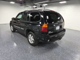 Used 2005 GMC Envoy SLT image 2