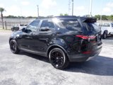 Used 2020 Land Rover Discovery HSE image 3