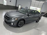 Used 2022 Volkswagen Jetta SEL image 3