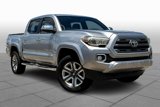 Used 2017 Toyota Tacoma Limited image 2