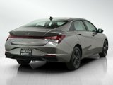 Used 2023 Hyundai Elantra SEL image 5