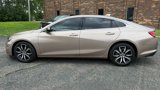 Used 2018 Chevrolet Malibu LT w/ Leather Package image 2