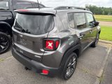 Used 2018 Jeep Renegade Latitude image 4