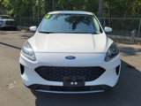 Used 2020 Ford Escape SE image 2