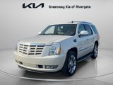Used 2012 Cadillac Escalade Luxury image 3