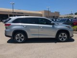 Used 2019 Toyota Highlander Limited image 2
