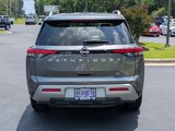 Used 2023 Nissan Pathfinder SL image 6