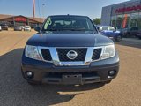 Used 2018 Nissan Frontier SV image 2