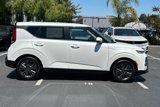 Used 2020 Kia Soul EX image 2