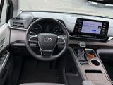 Used 2022 Toyota Sienna XLE image 5