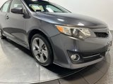 Used 2014 Toyota Camry SE image 3