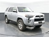 Used 2016 Toyota 4Runner SR5 image 2