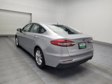 Used 2020 Ford Fusion SE image 5