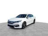 Used 2017 Honda Accord Sport image 4