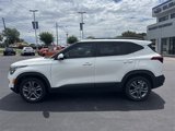 Used 2021 Kia Seltos S image 2