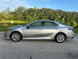 Used 2022 Toyota Camry LE image 2
